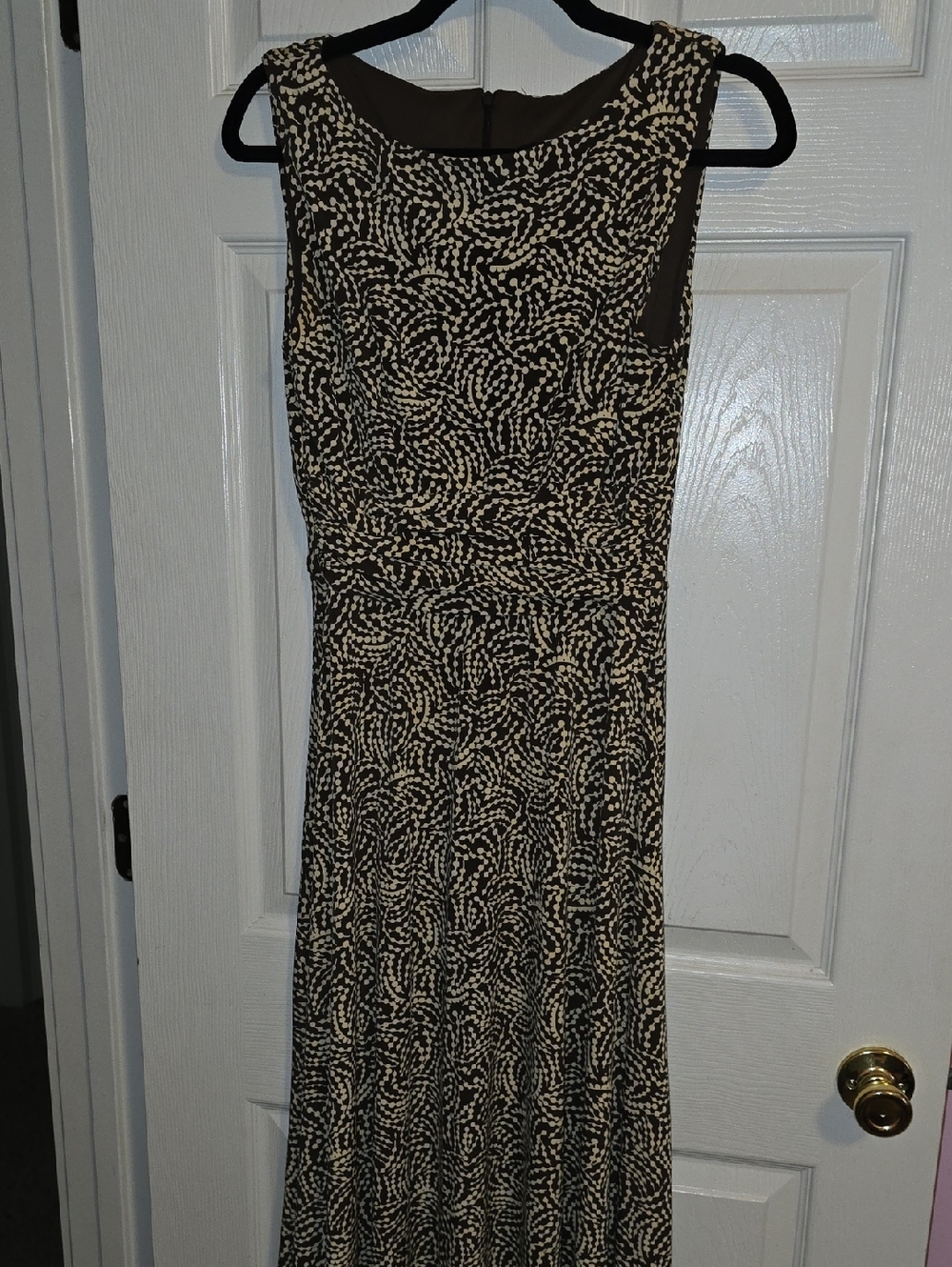 Jessica Howard Black and Cream Swirl Maxi Dress